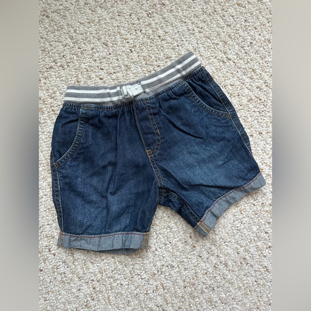 Boys Blue Short Jeans Size 6